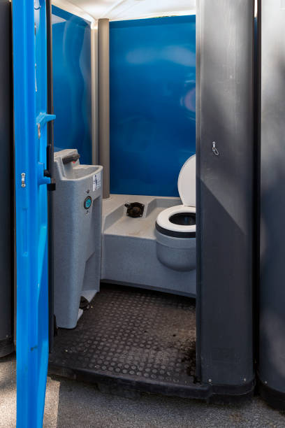 Best Porta potty cleaning services  in St Georges, DE